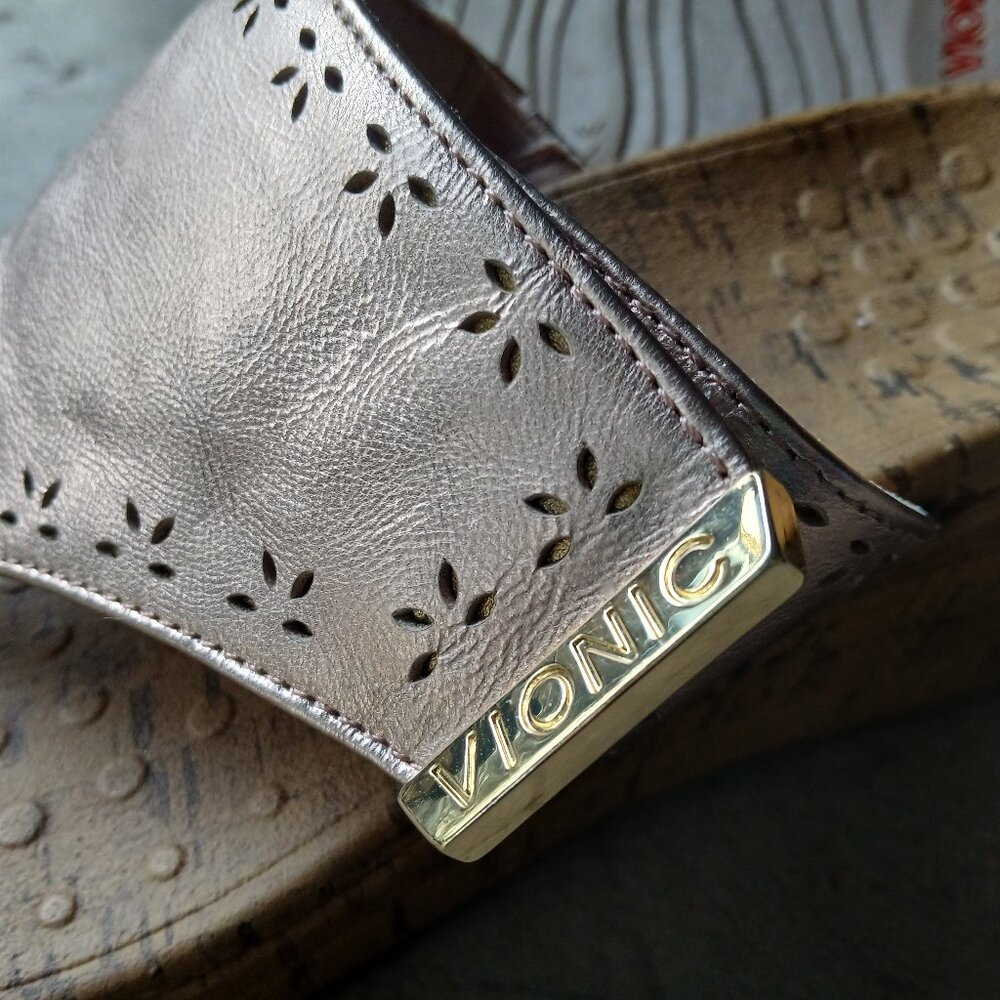 Vionic Thong Wedges, Women's 9, Metallic Pink